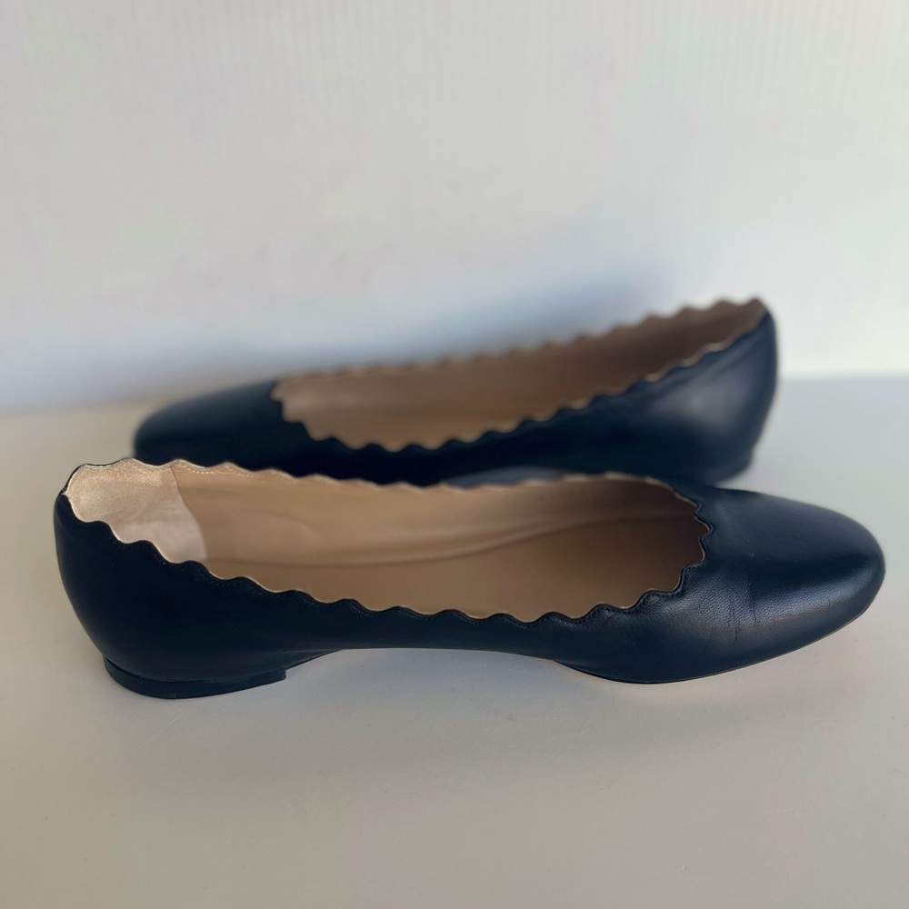 Chloé - Lauren Scalloped Leather Ballet Flats - Black Leather